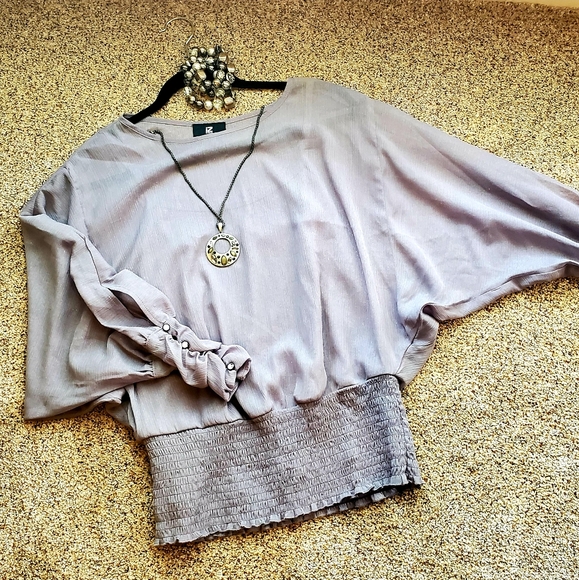 Gorgeous chiffon soft grey blouse - Picture 1 of 5